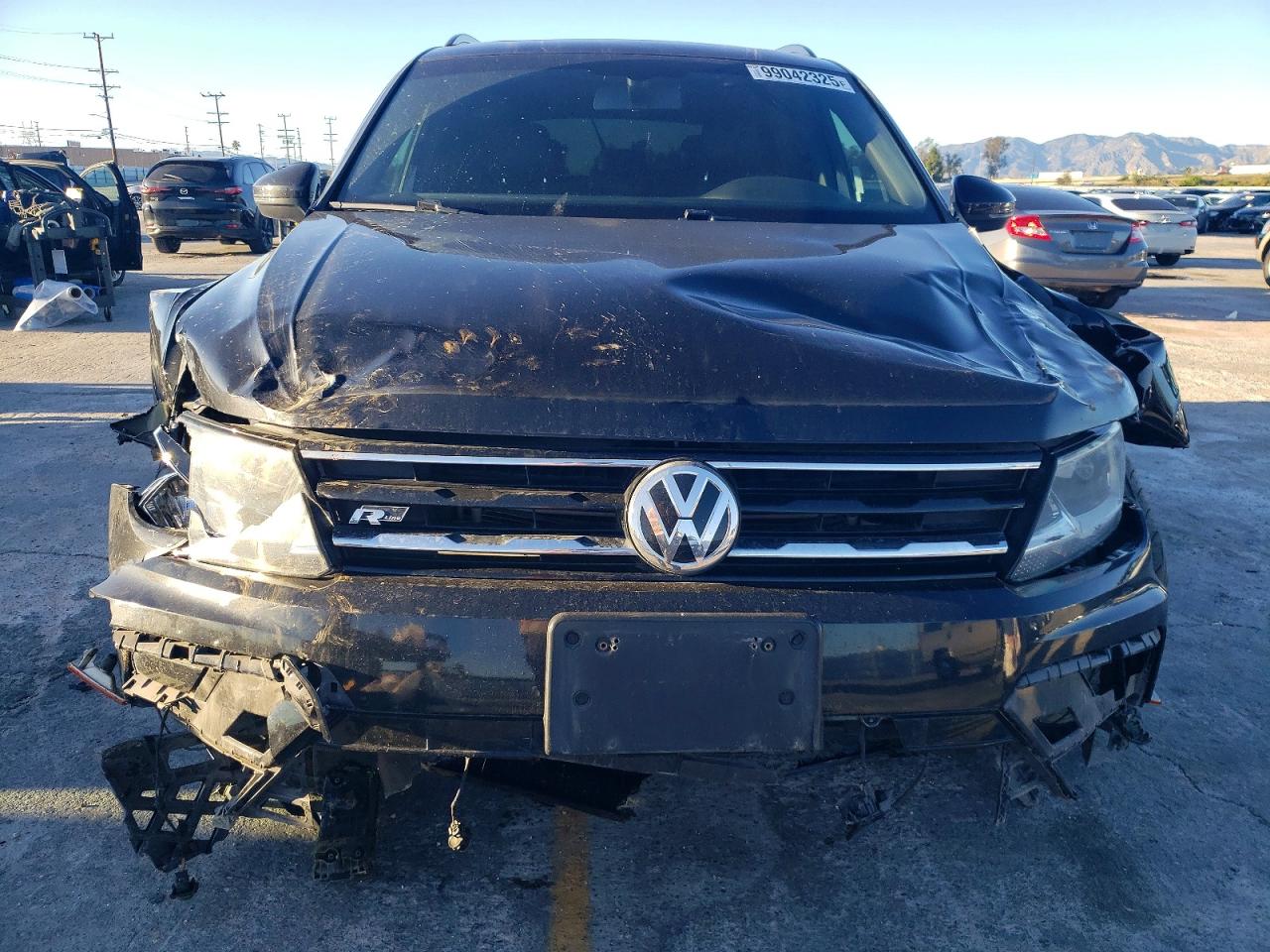 2021 VOLKSWAGEN TIGUAN SE photo 9