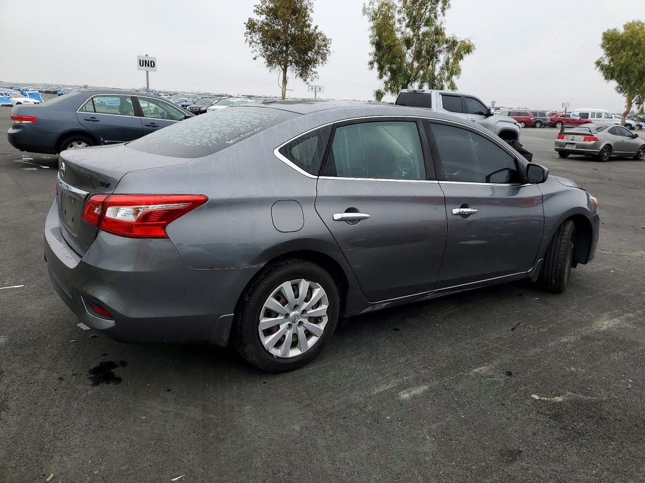 2016 NISSAN SENTRA S photo 5