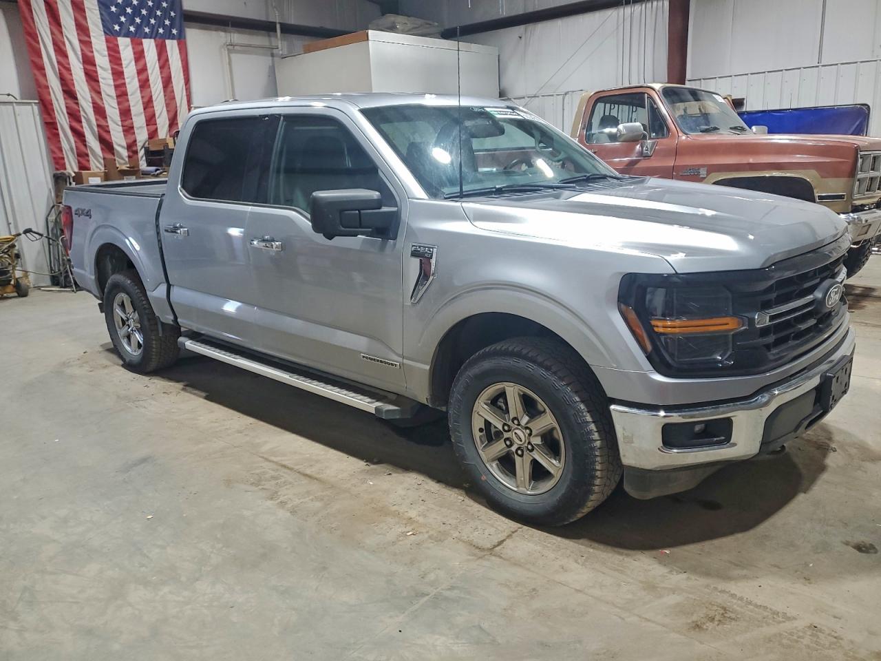 2024 FORD F150 XLT photo 4