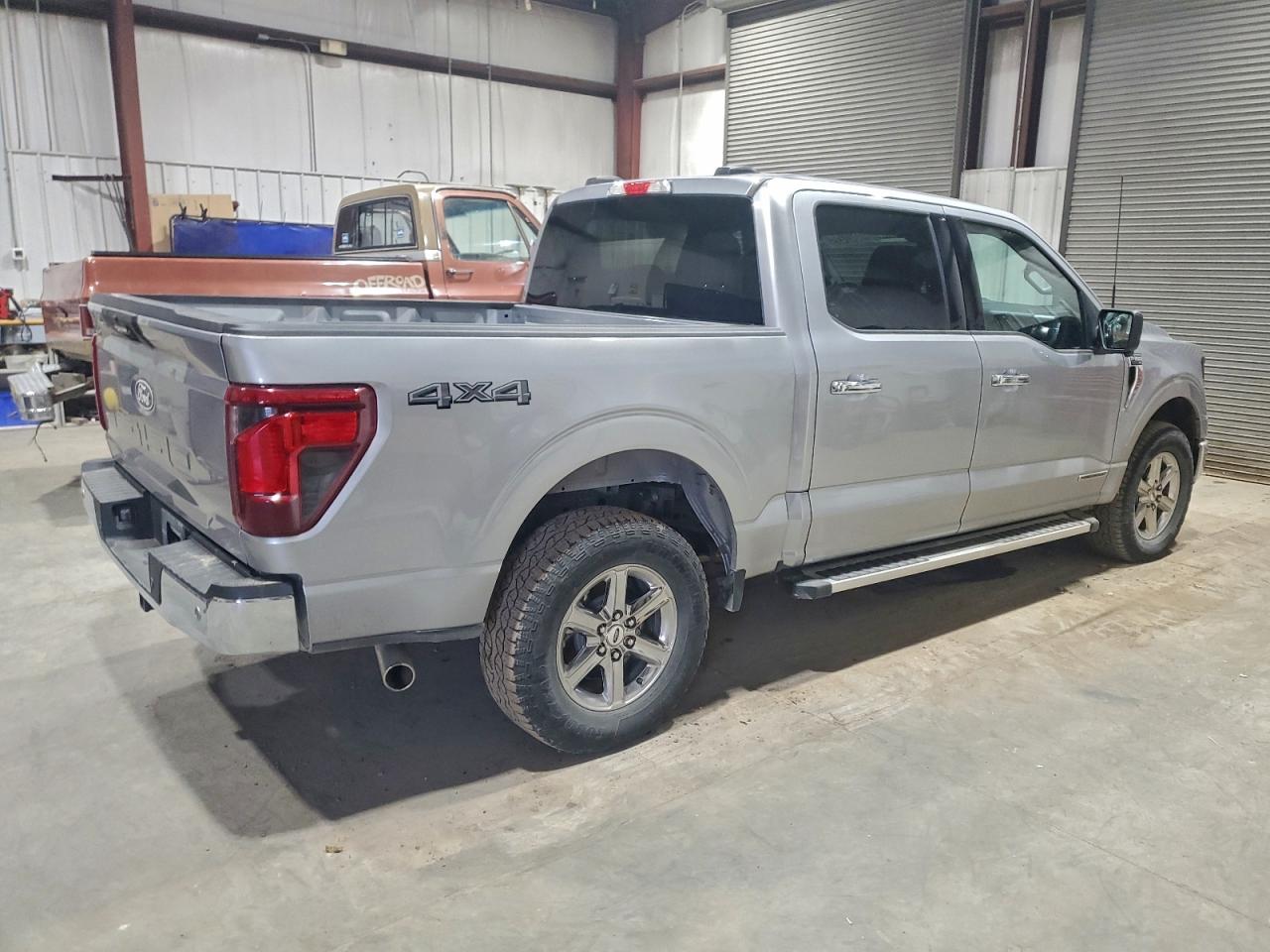 2024 FORD F150 XLT photo 3