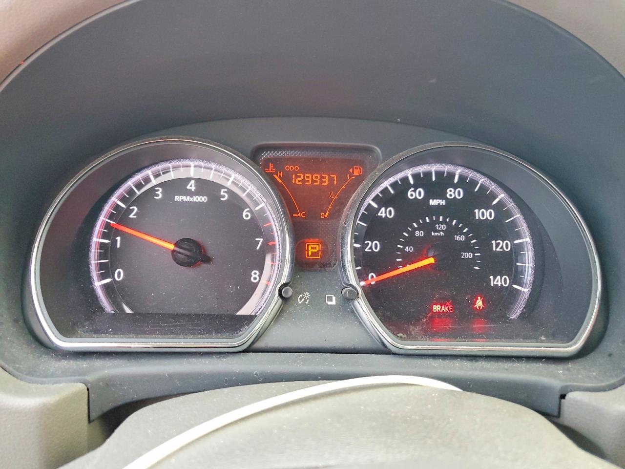 2012 NISSAN VERSA S photo 9