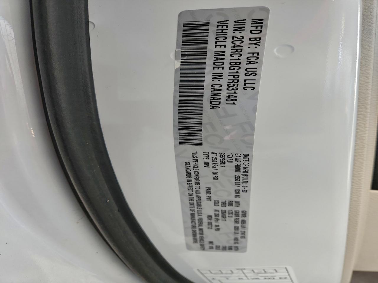 2023 CHRYSLER PACIFICA TOURING L photo 14