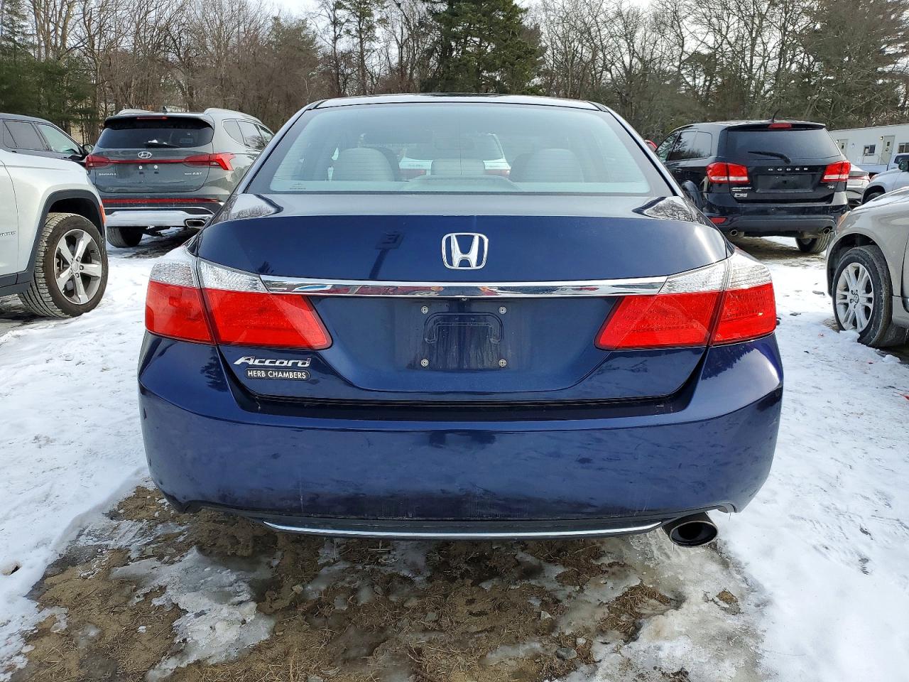2015 HONDA ACCORD LX photo 6
