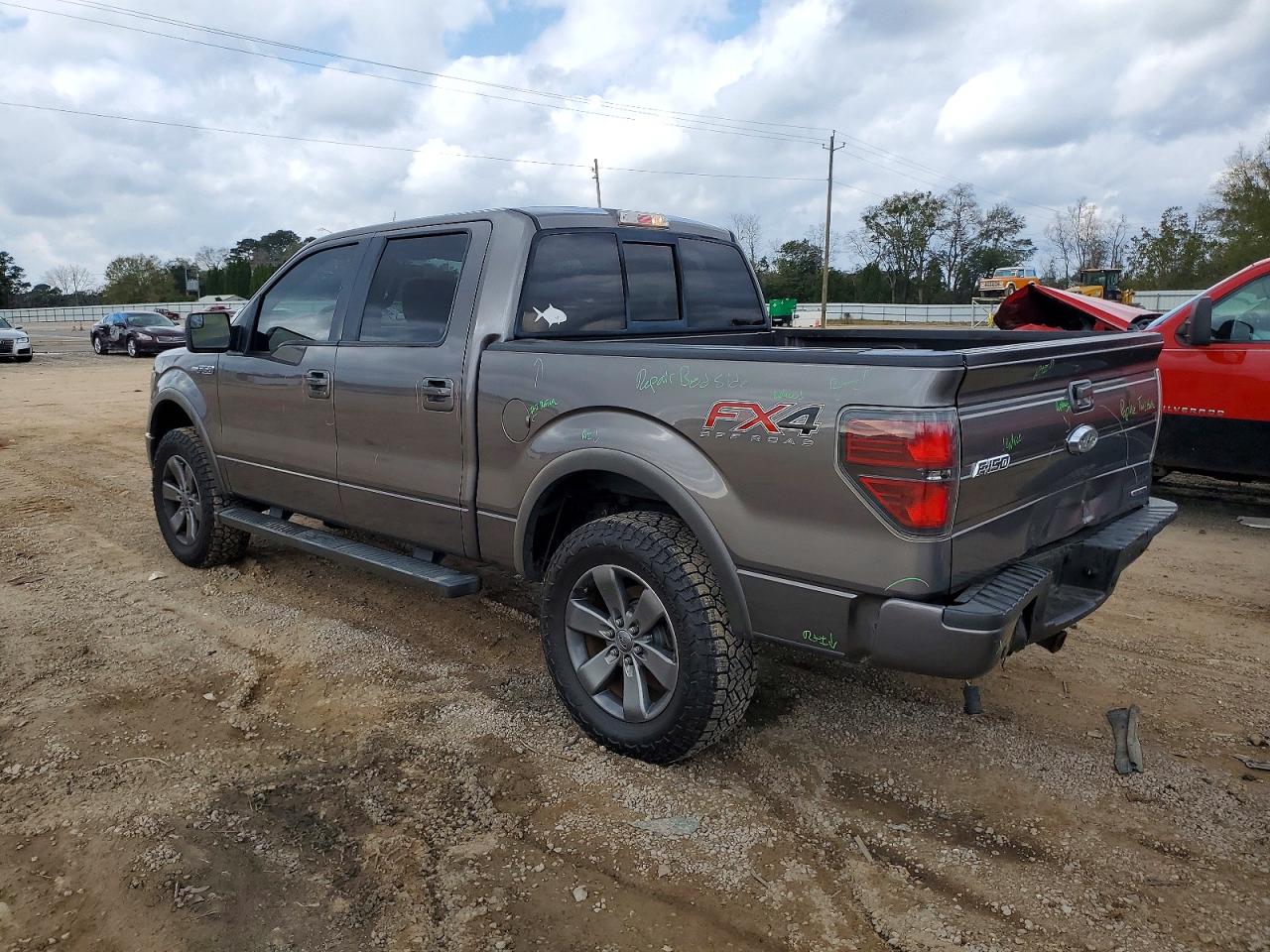 2013 FORD F150 SUPERCREW photo 2