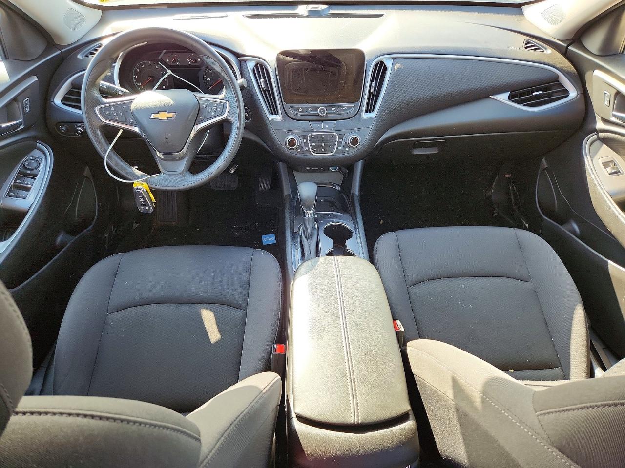 2024 CHEVROLET MALIBU LT photo 15