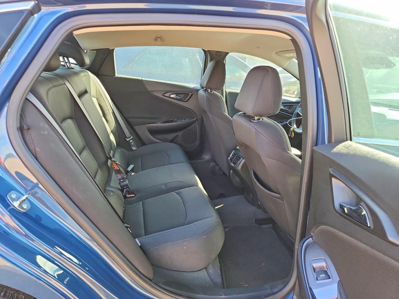 2024 CHEVROLET MALIBU LT photo 19