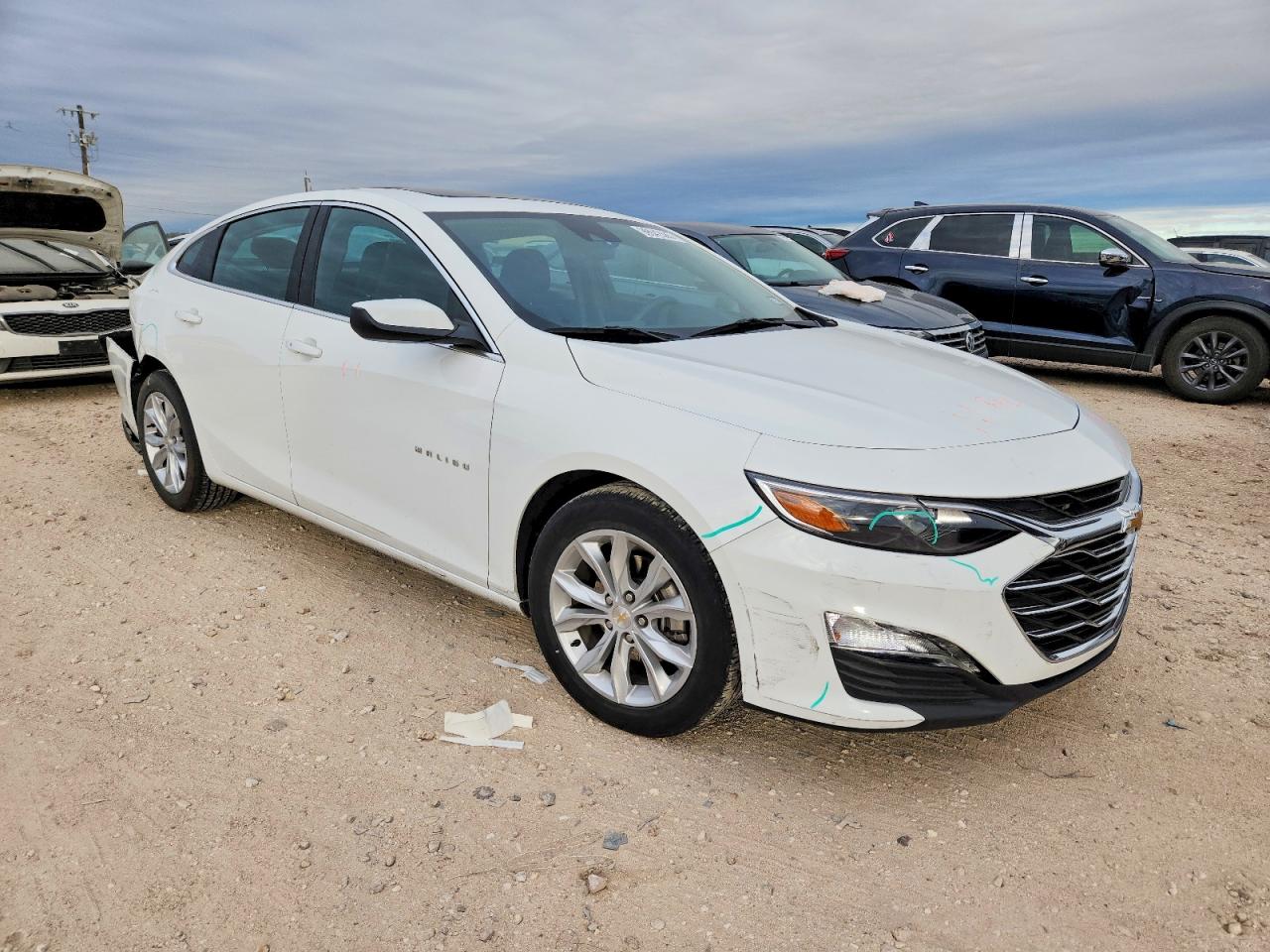 2024 CHEVROLET MALIBU LT photo 4