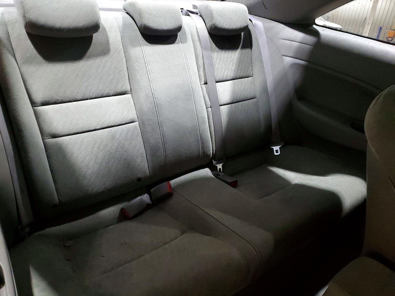 2010 HONDA CIVIC LX photo 19