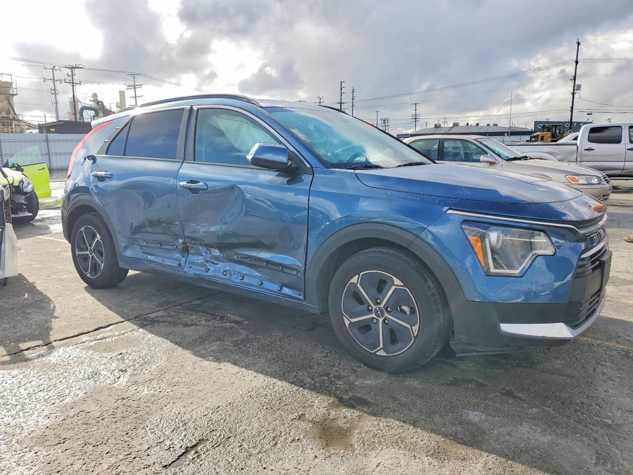 2024 KIA NIRO EX photo 4