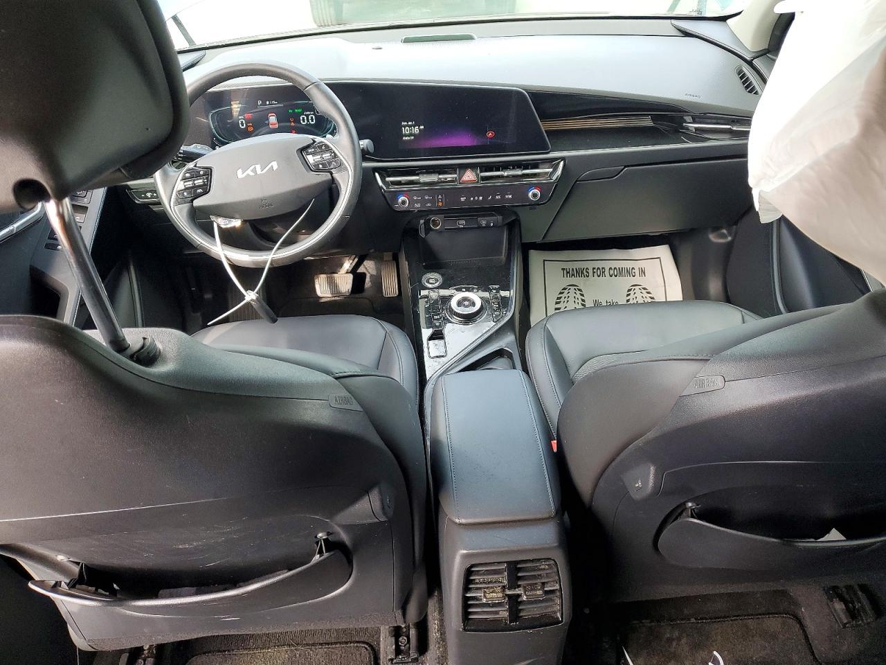 2024 KIA NIRO EX photo 8