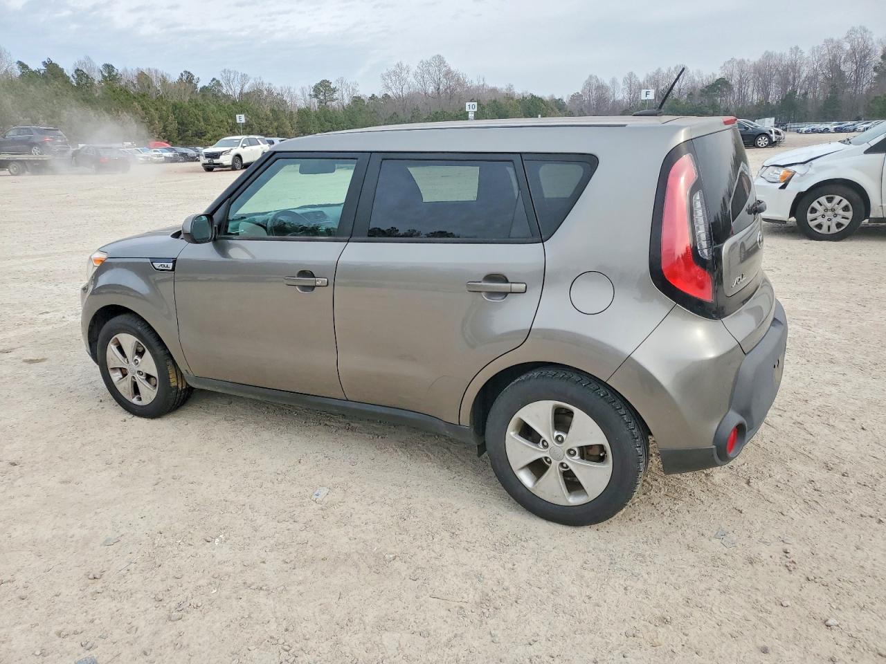 2016 KIA SOUL photo 2
