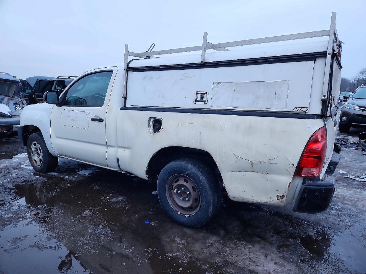 2012 TOYOTA TACOMA photo 2