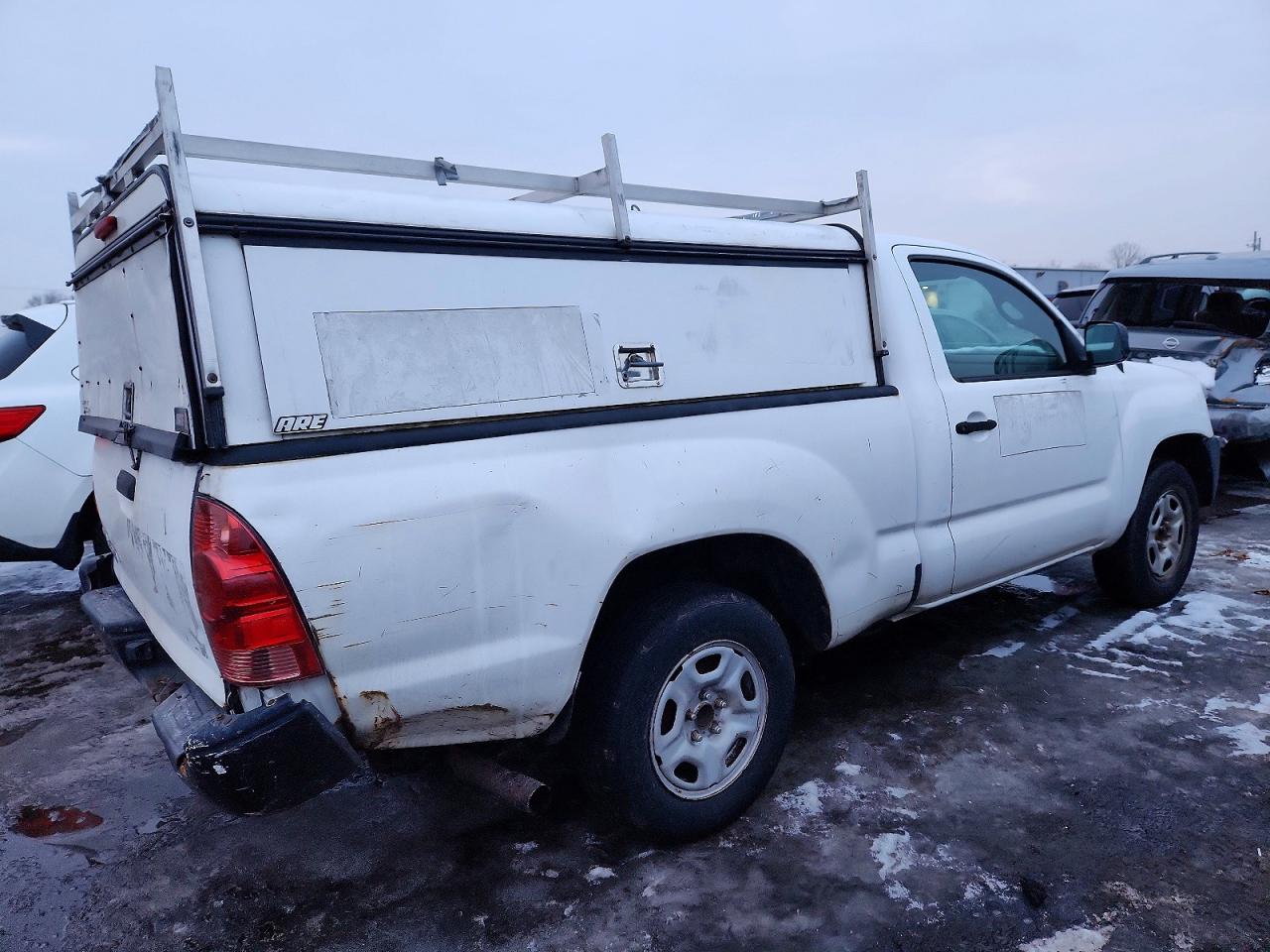 2012 TOYOTA TACOMA photo 3