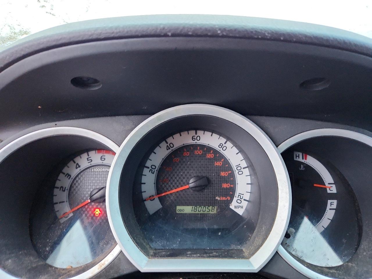 2012 TOYOTA TACOMA photo 9