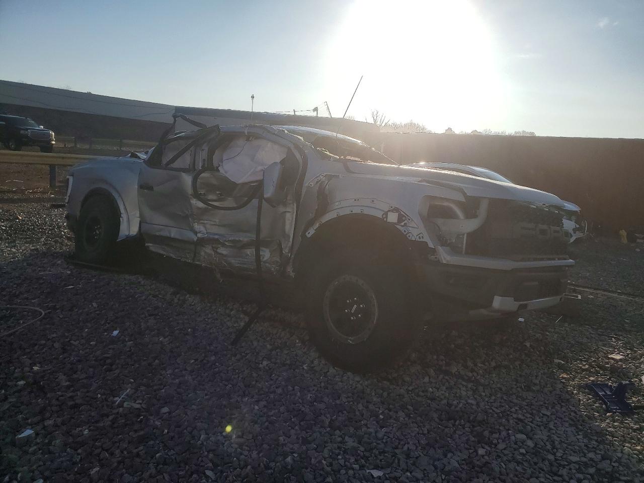 2023 FORD F150 RAPTOR photo 4