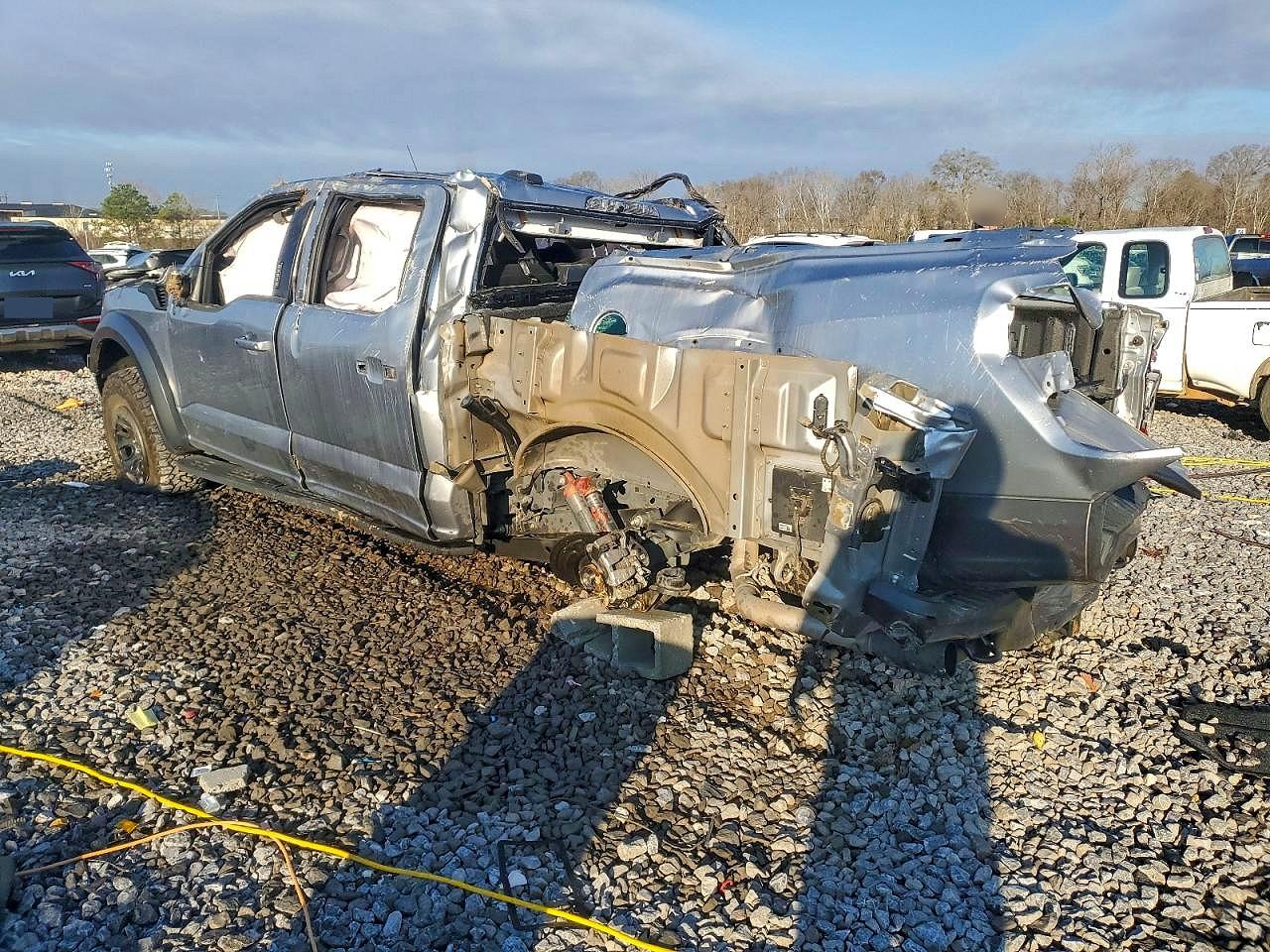 2023 FORD F150 RAPTOR photo 2