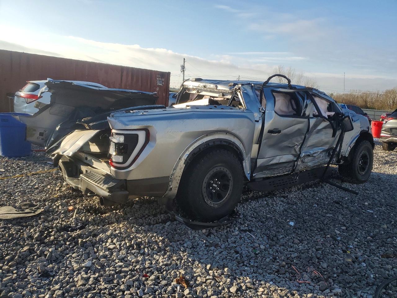 2023 FORD F150 RAPTOR photo 3
