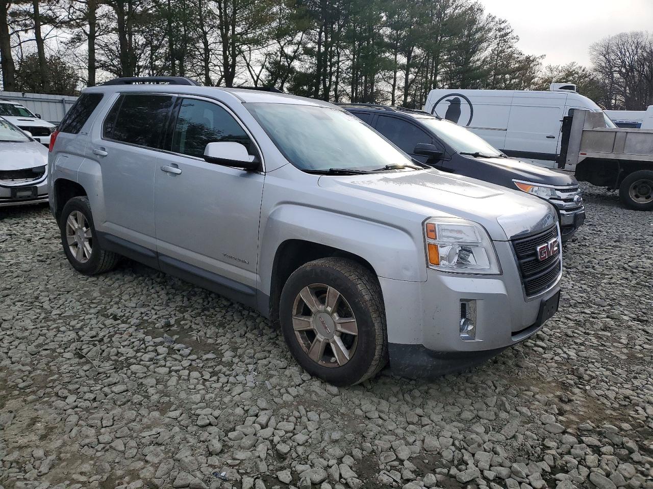 2013 GMC TERRAIN SLE photo 7