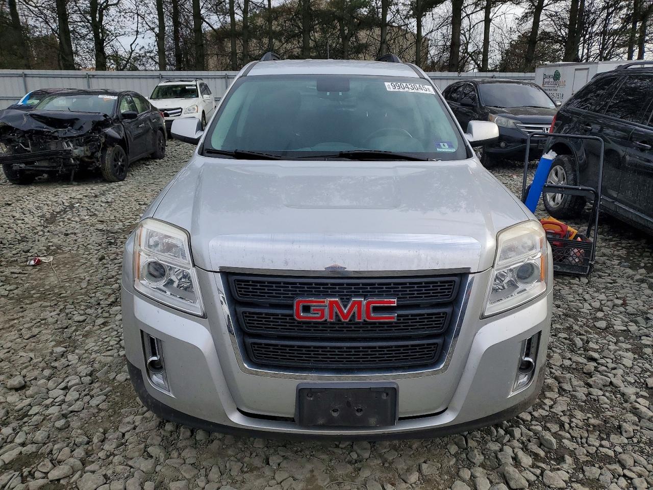 2013 GMC TERRAIN SLE photo 9