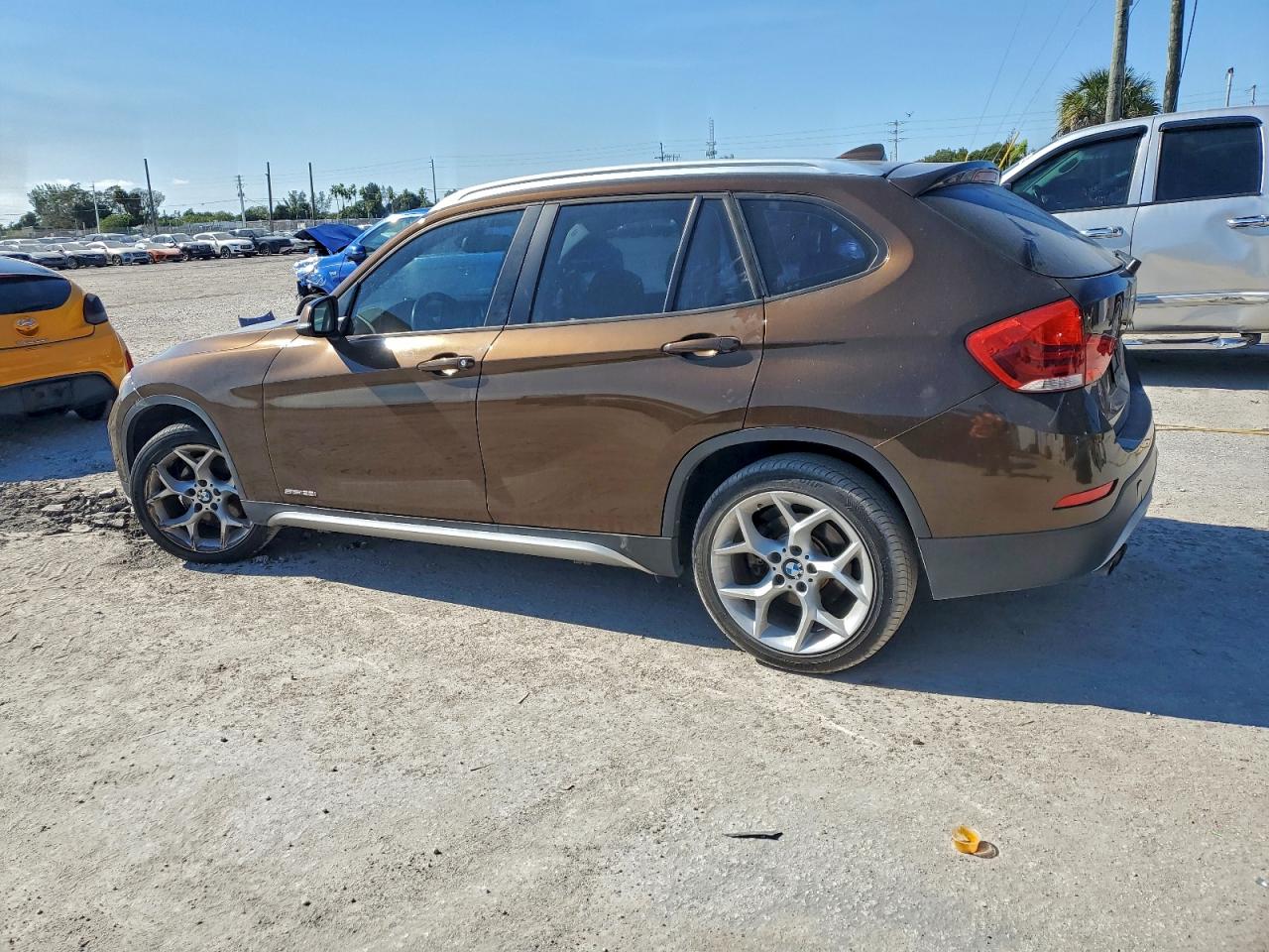 2015 BMW X1 SDRIVE28I photo 2