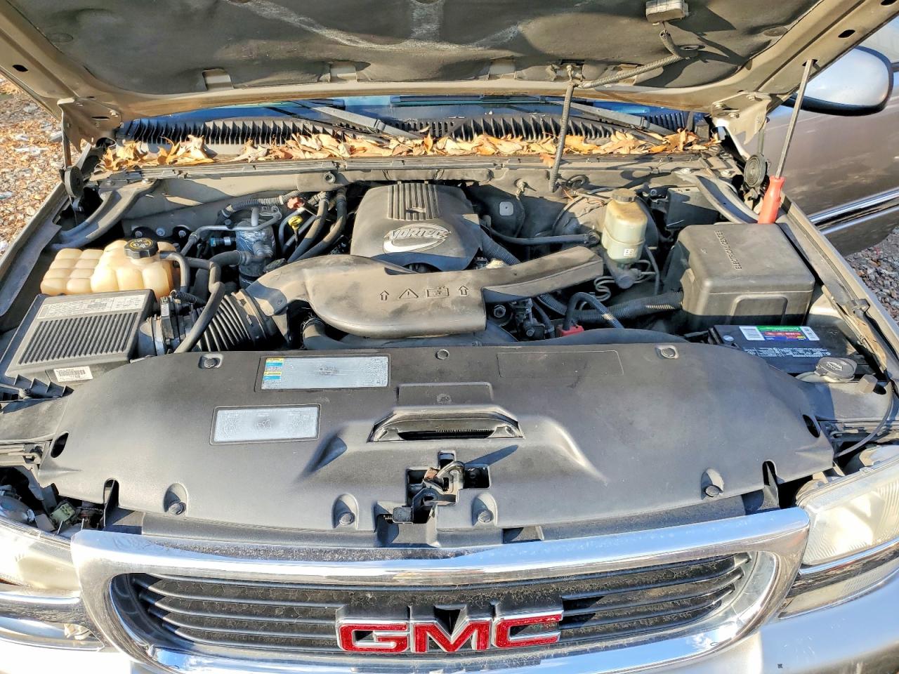 2002 GMC YUKON XL C1500 photo 12