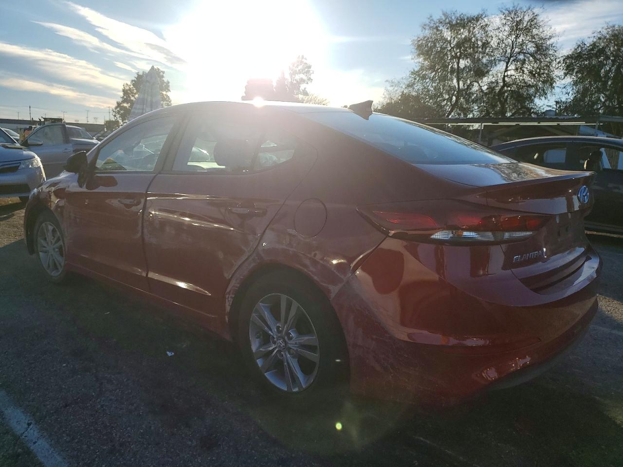 2017 HYUNDAI ELANTRA SE photo 2
