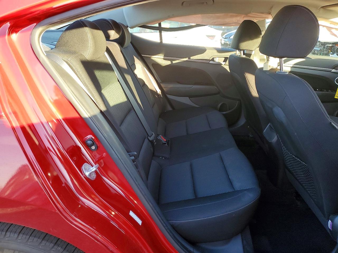2017 HYUNDAI ELANTRA SE photo 10
