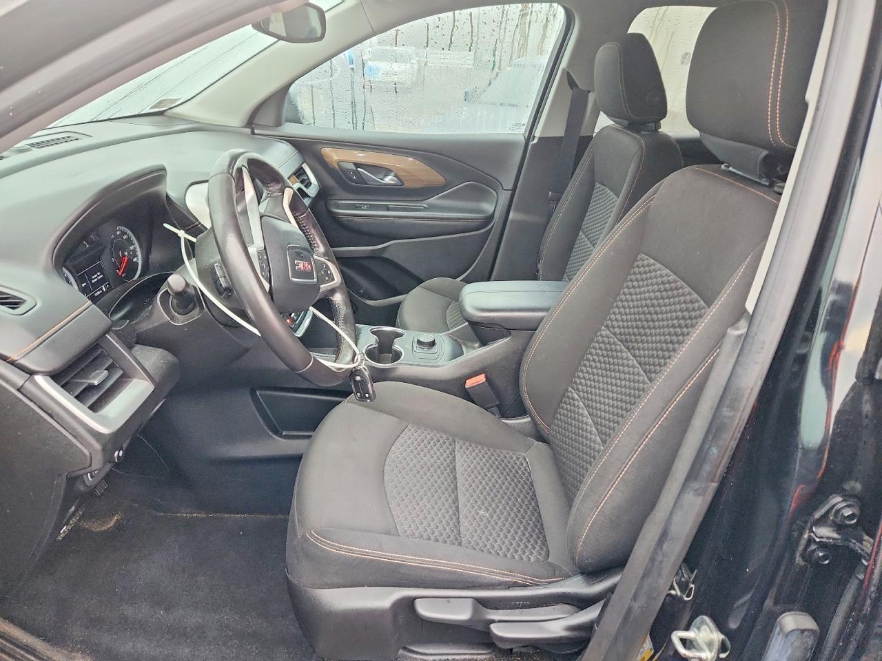 2018 GMC TERRAIN SLE photo 7