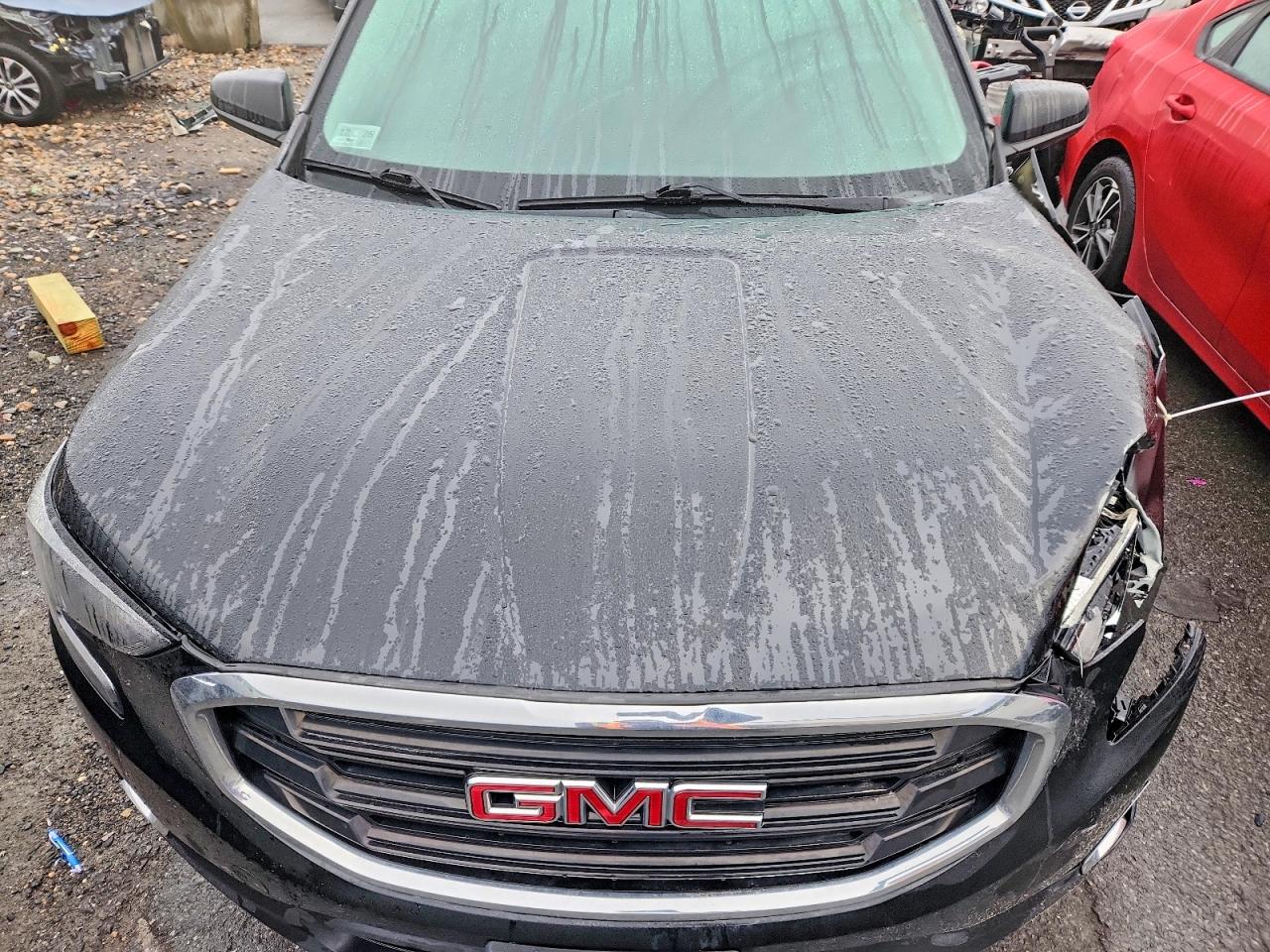 2018 GMC TERRAIN SLE photo 12