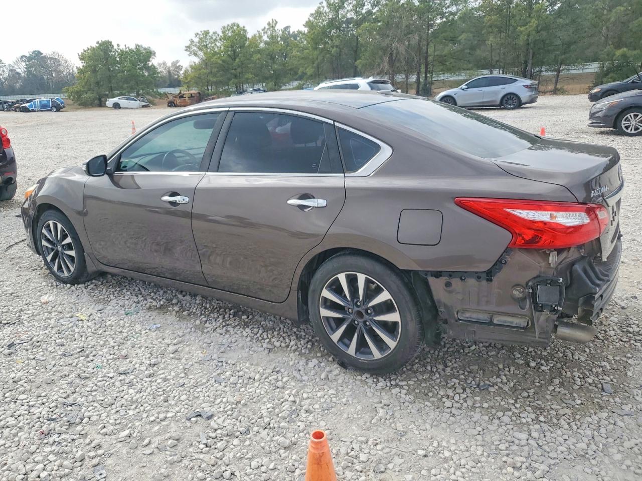 2017 NISSAN ALTIMA 2.5 photo 2