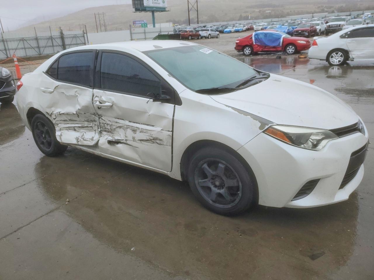 2015 TOYOTA COROLLA ECO photo 4