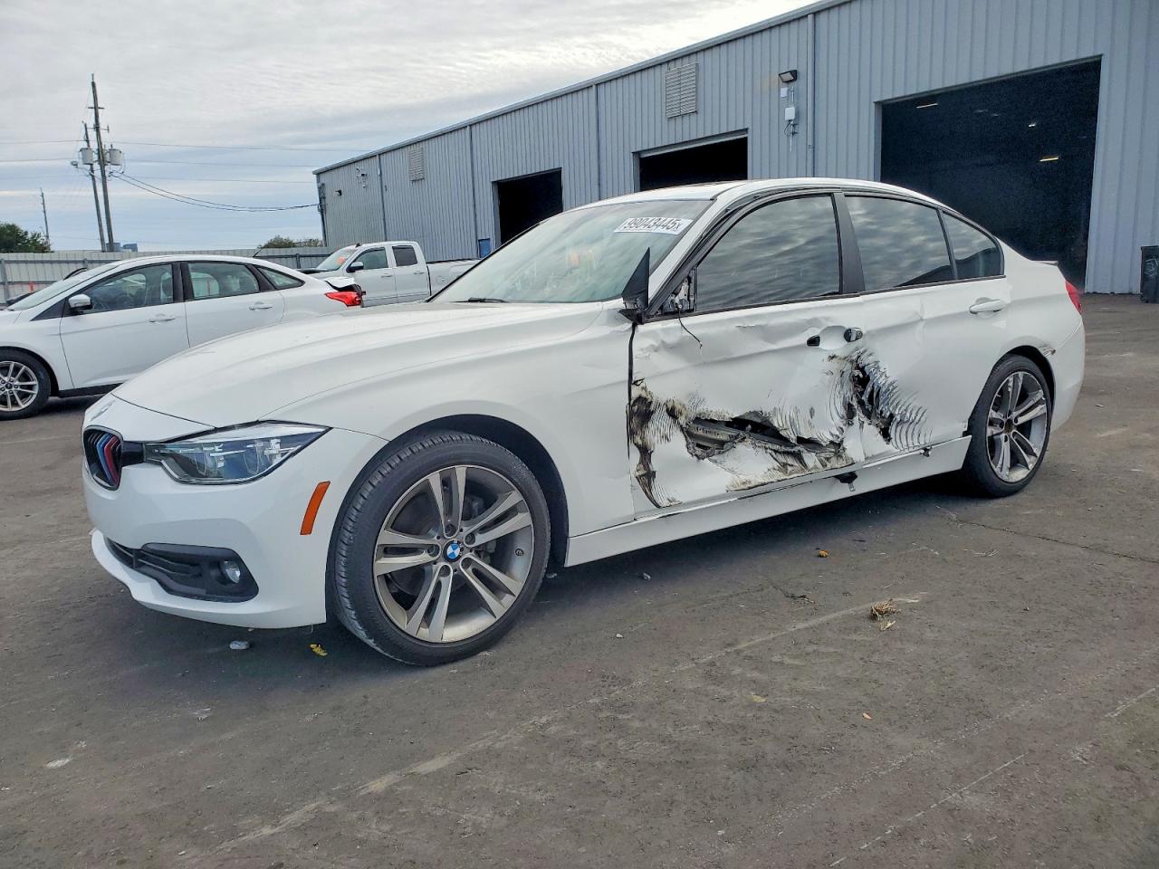 2018 BMW 320