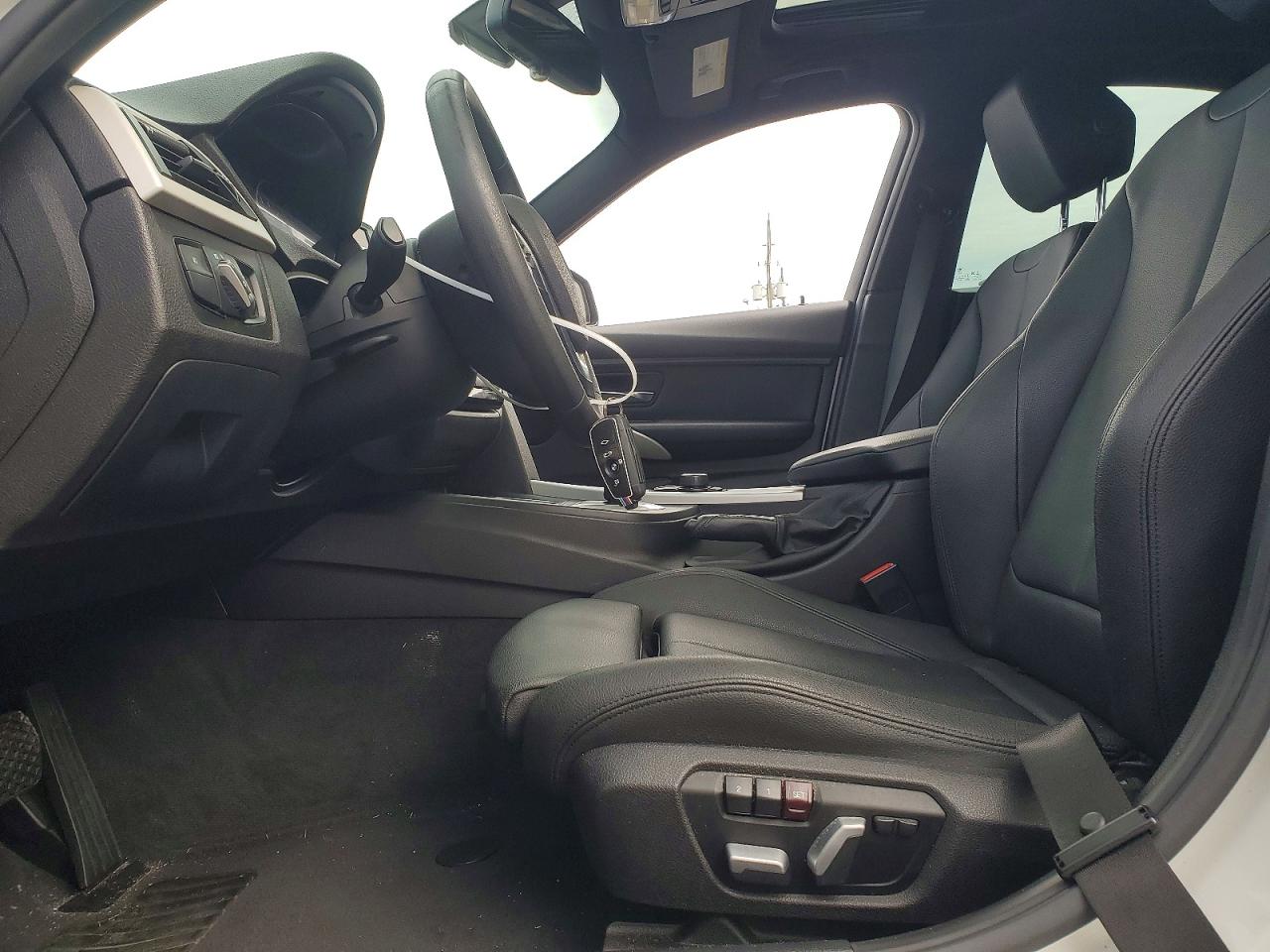 2018 BMW 320 I photo 7