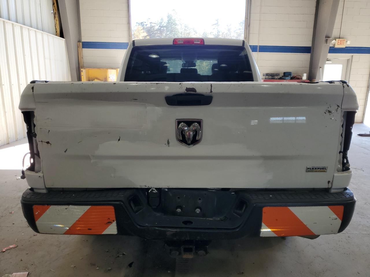 2019 RAM 1500 CLASSIC TRADESMAN photo 11