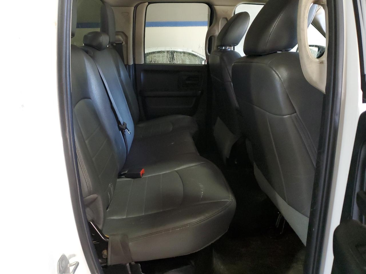 2019 RAM 1500 CLASSIC TRADESMAN photo 19