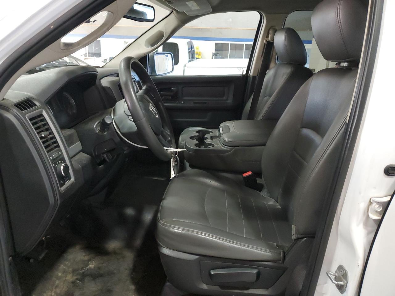 2019 RAM 1500 CLASSIC TRADESMAN photo 13