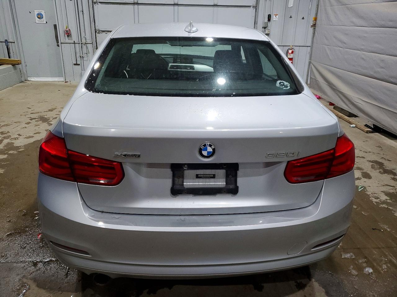 2018 BMW 320 XI photo 6