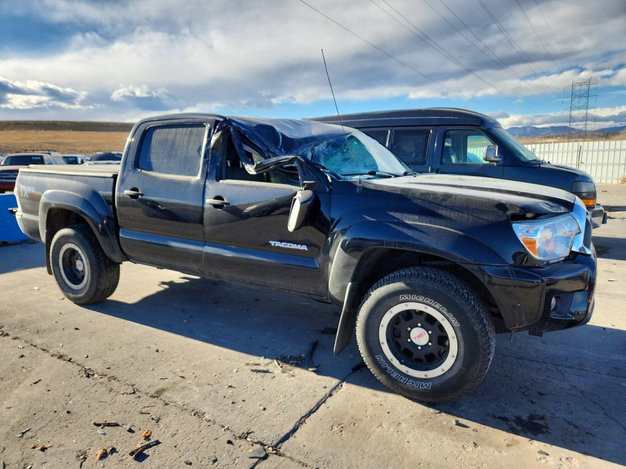 2012 TOYOTA TACOMA DOUBLE CAB photo 4