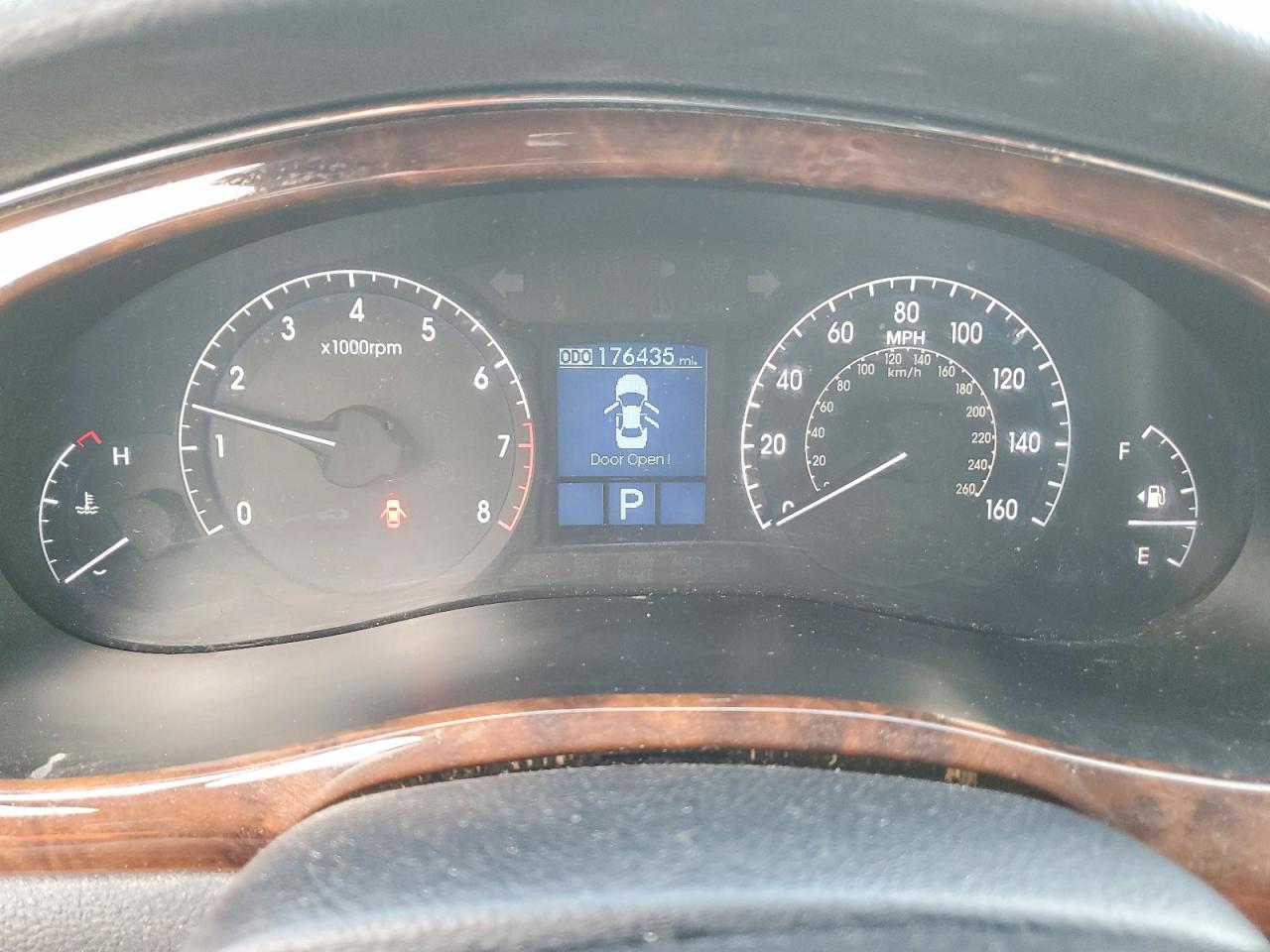 2009 HYUNDAI GENESIS 3.8L photo 17