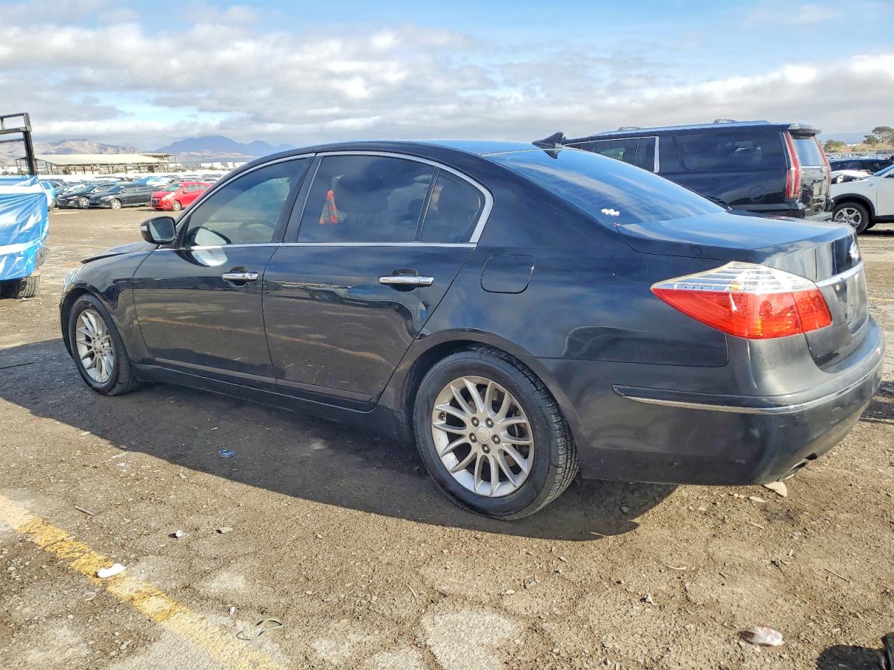 2009 HYUNDAI GENESIS 3.8L photo 3