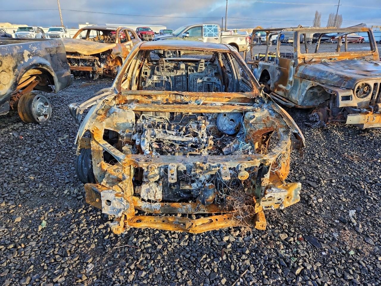 2018 TOYOTA CAMRY L photo 5