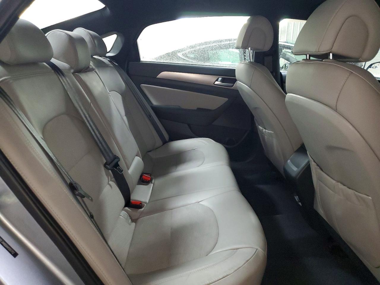 2017 HYUNDAI SONATA photo 19
