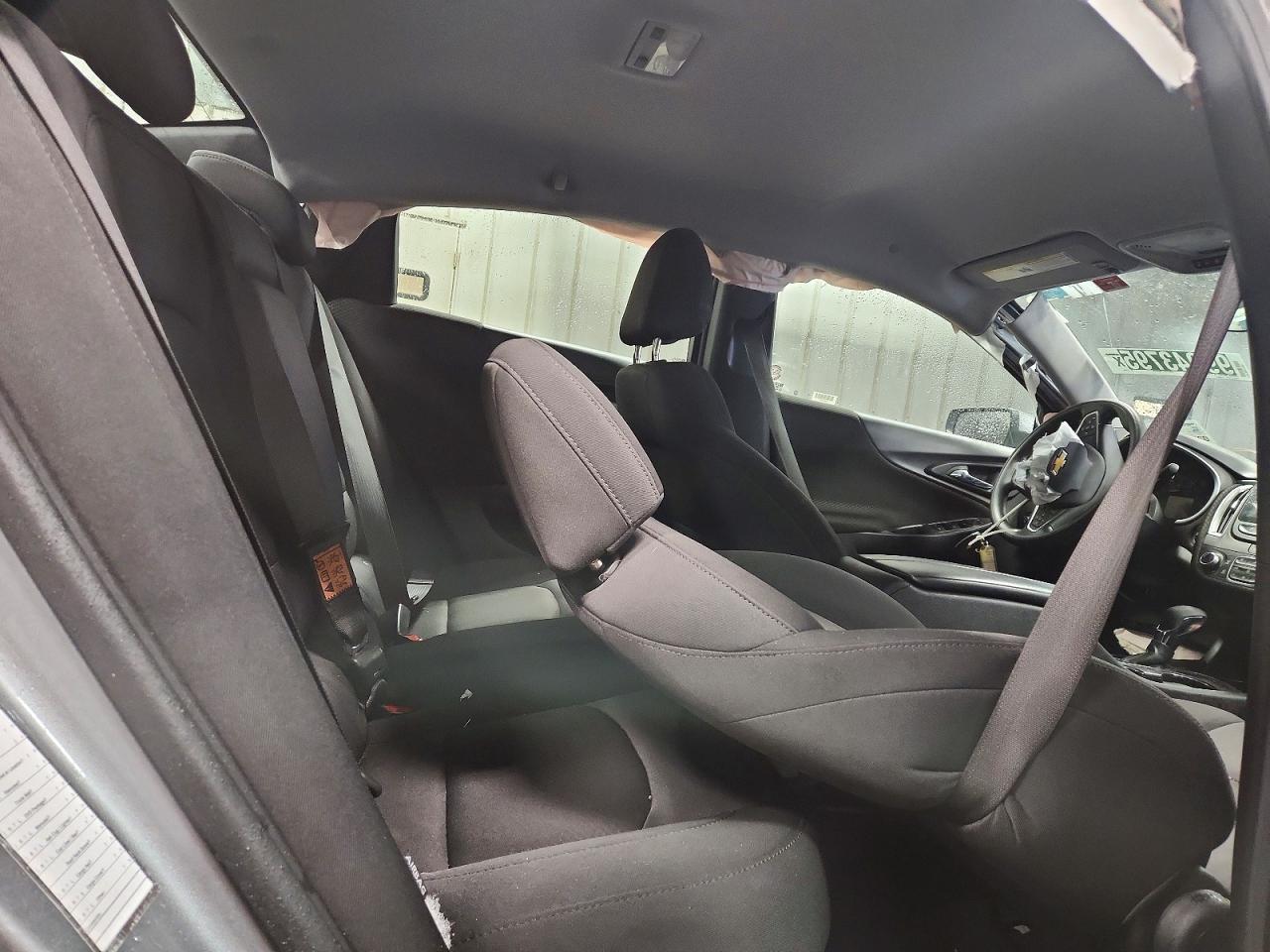 2024 CHEVROLET MALIBU LT photo 10
