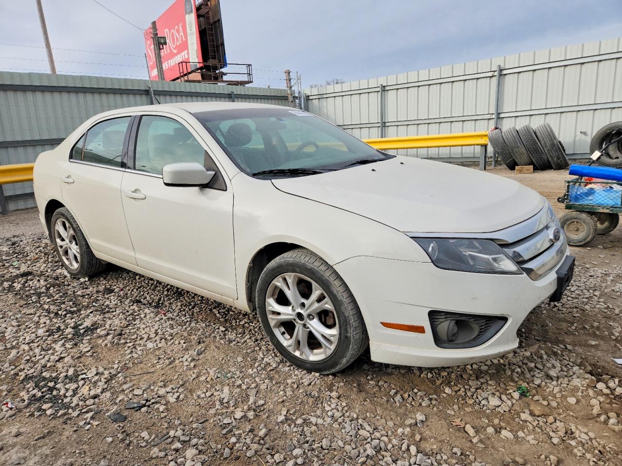 2012 FORD FUSION SE photo 4