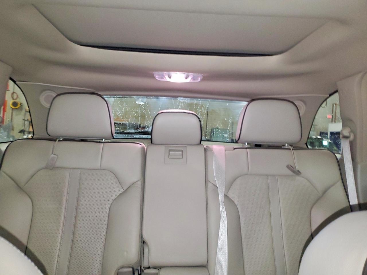 2013 LINCOLN TOWNHOUSE MKX photo 10