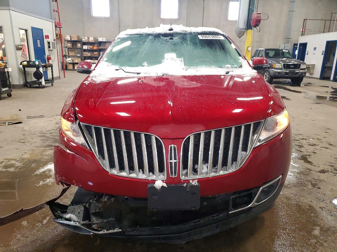 2013 LINCOLN TOWNHOUSE MKX photo 5