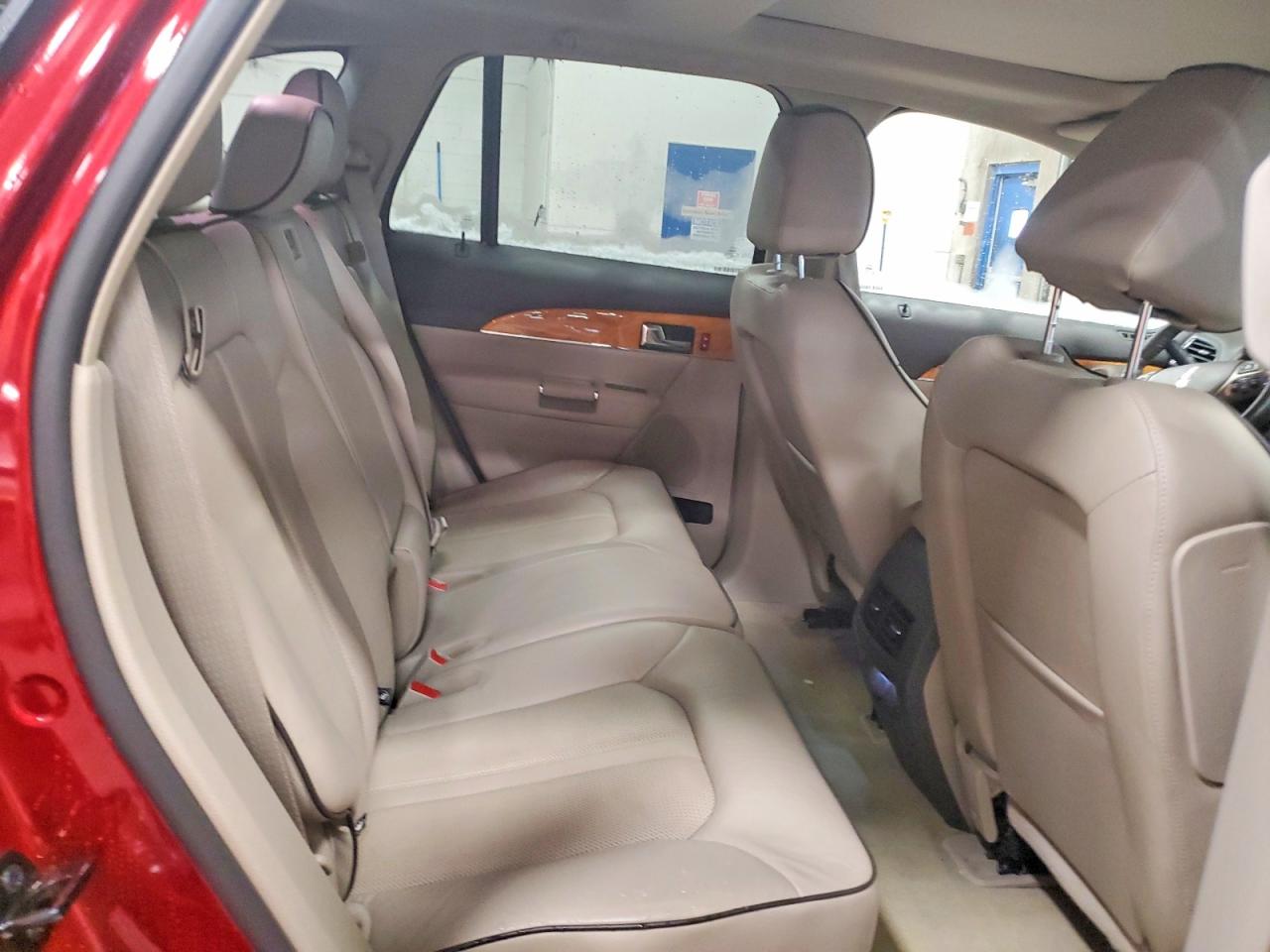 2013 LINCOLN TOWNHOUSE MKX photo 11
