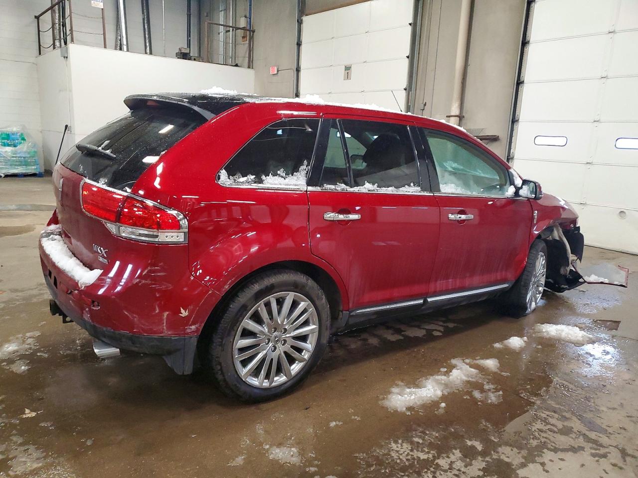 2013 LINCOLN TOWNHOUSE MKX photo 3