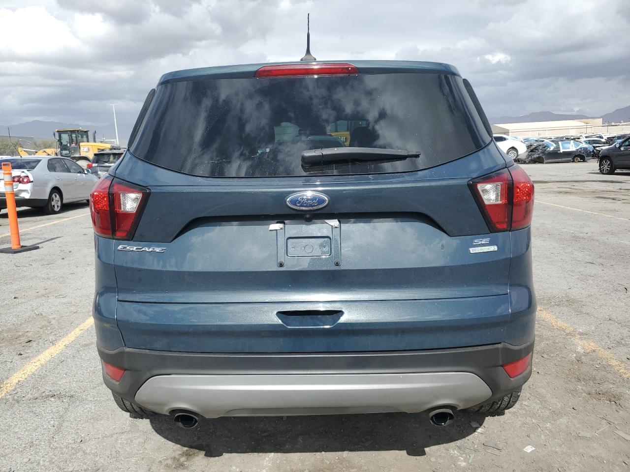 2019 FORD ESCAPE SE photo 11