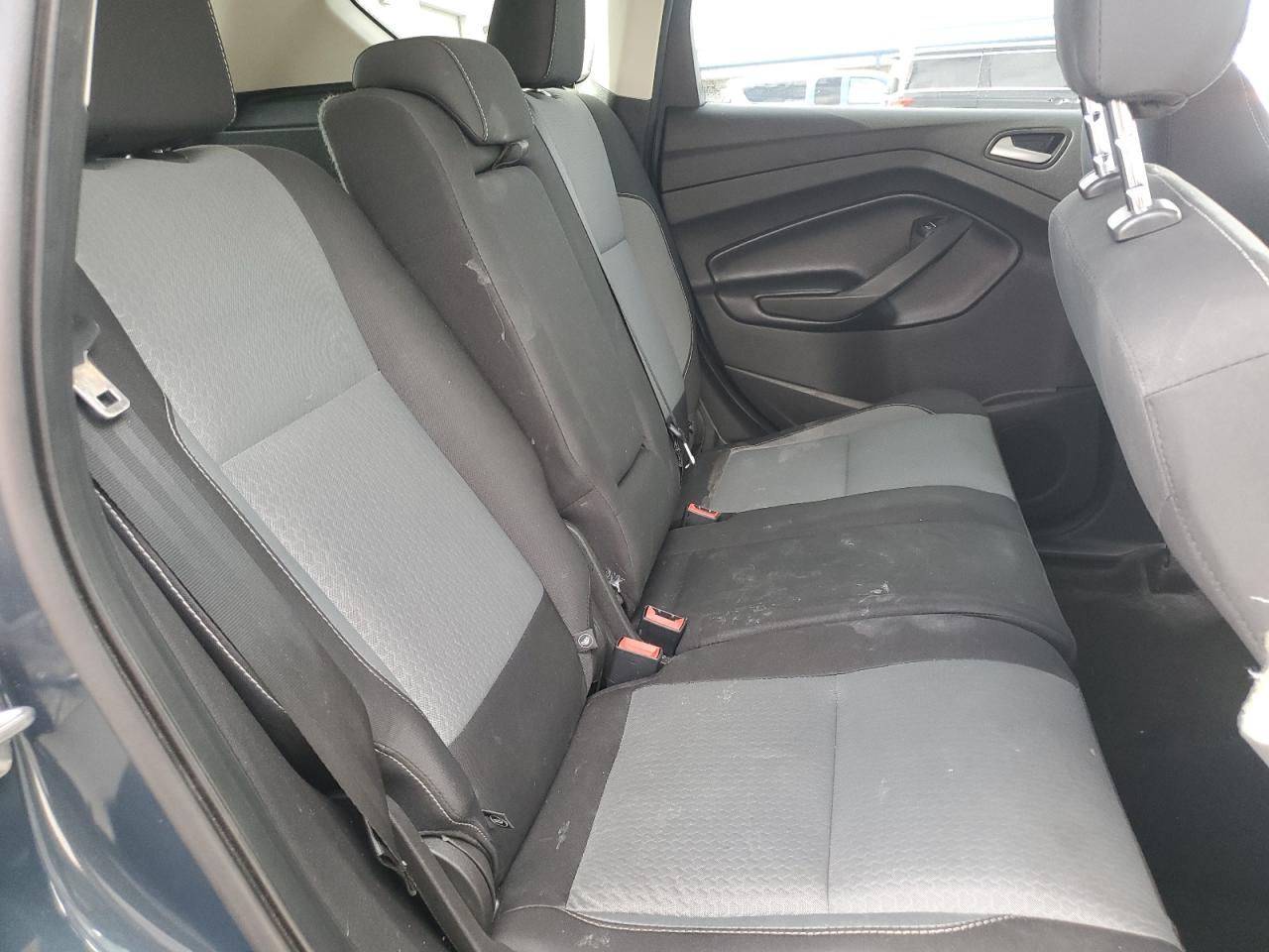 2019 FORD ESCAPE SE photo 19